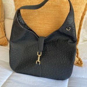 I have switched to small crossbody bags.